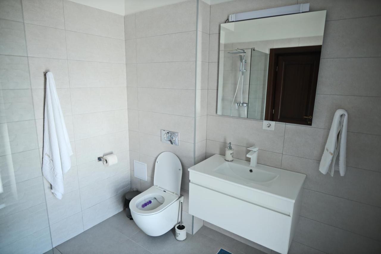 דירות פיטסטי Casa Vys מראה חיצוני תמונה